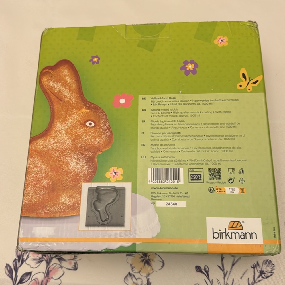 Birkmann Easter Bunny Cake Mold NWT - Picture 3 of 7